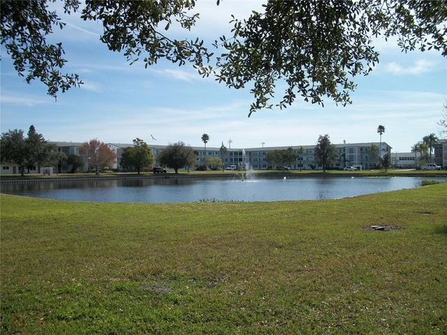 5850 18TH STREET N 7, St Petersburg, FL 33714