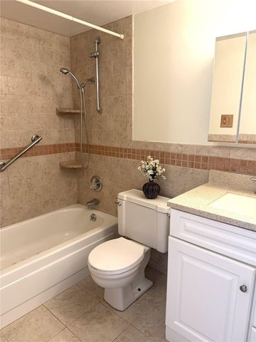 5850 18TH STREET N 7, St Petersburg, FL 33714