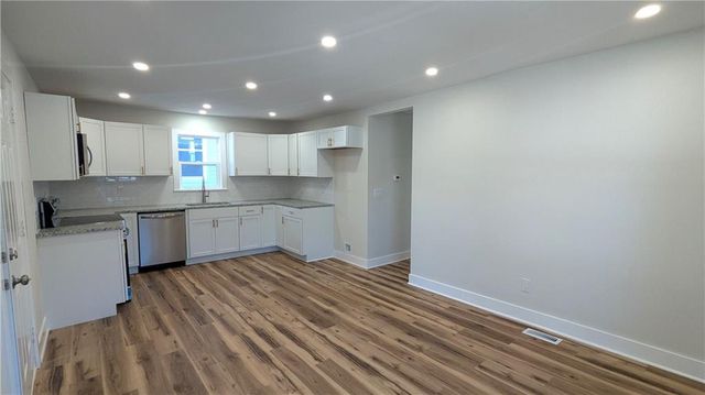 3403 E 62 Street, Kansas City, MO 64130
