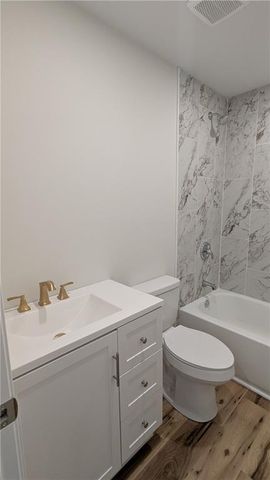3403 E 62 Street, Kansas City, MO 64130