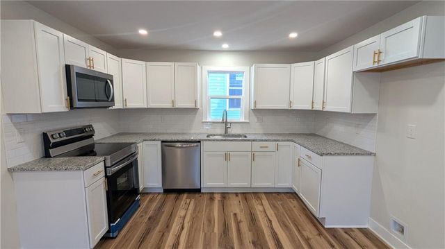 3403 E 62 Street, Kansas City, MO 64130