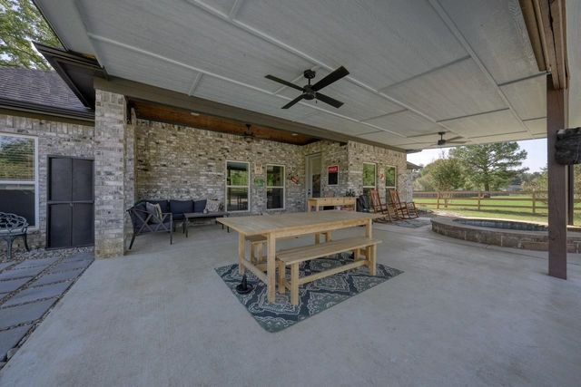 19988 Saddlebrook Drive, Lindale, TX 75771