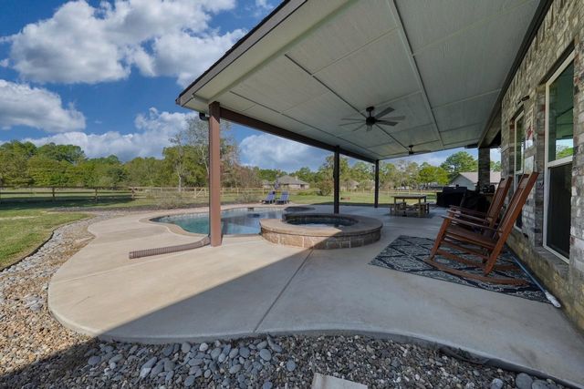 19988 Saddlebrook Drive, Lindale, TX 75771