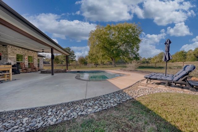 19988 Saddlebrook Drive, Lindale, TX 75771