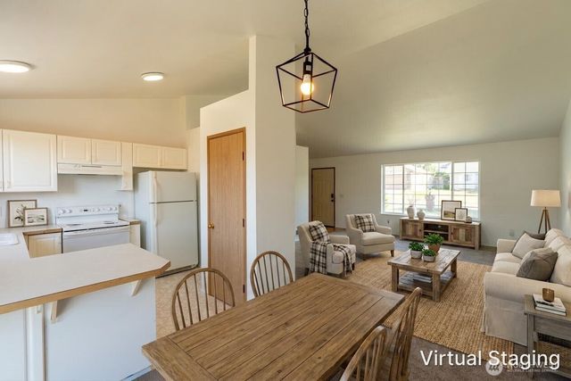 121 Patriot Way, Sequim, WA 98382