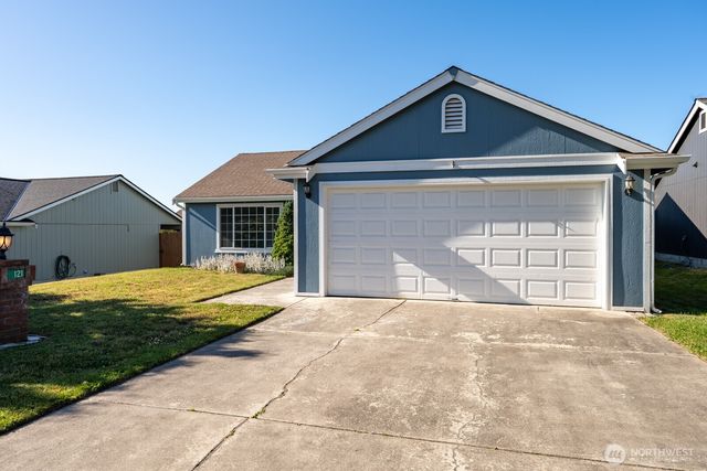 121 Patriot Way, Sequim, WA 98382