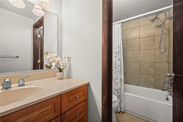 166 Maryellen Dr, N Versailles, PA 15137
