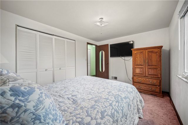 166 Maryellen Dr, N Versailles, PA 15137