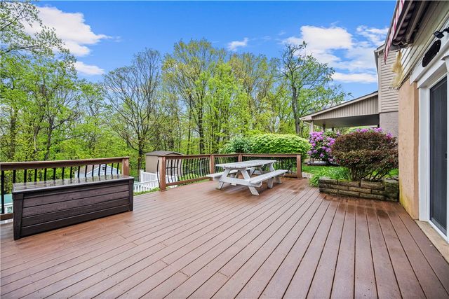 166 Maryellen Dr, N Versailles, PA 15137