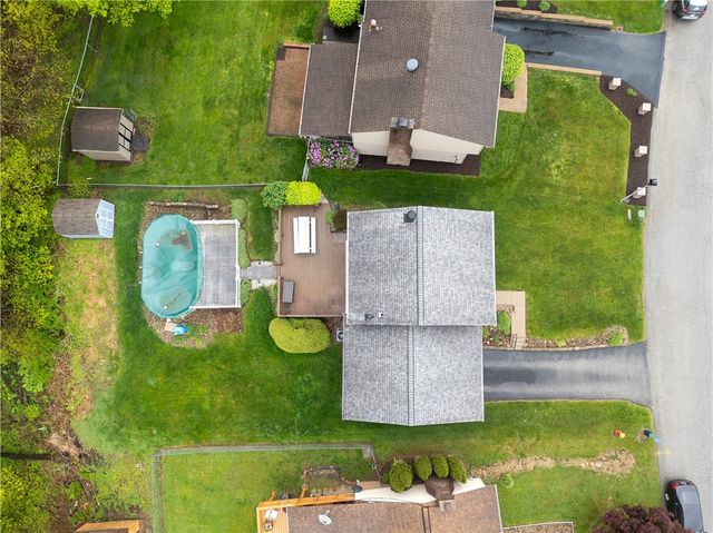 166 Maryellen Dr, N Versailles, PA 15137
