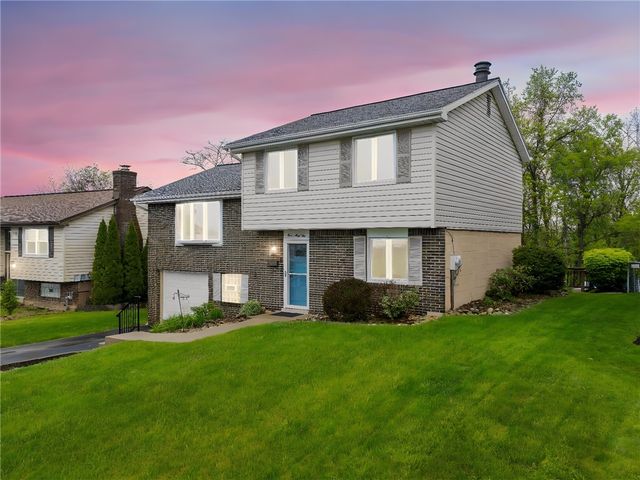 166 Maryellen Dr, N Versailles, PA 15137