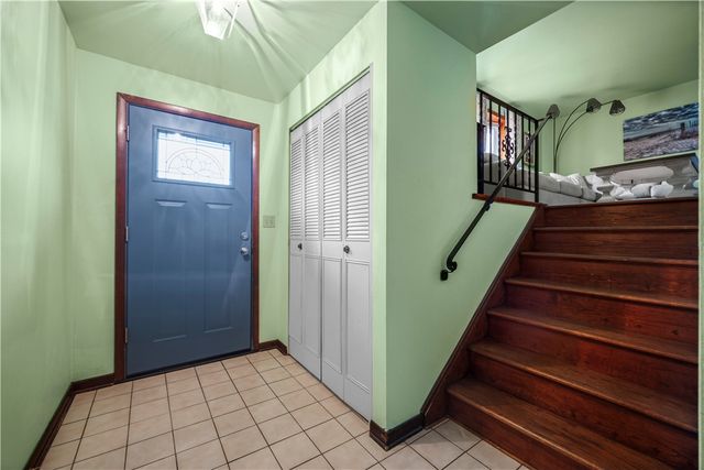 166 Maryellen Dr, N Versailles, PA 15137