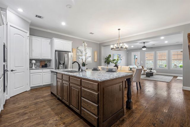 2716 Albany Drive, Mckinney, TX 75072