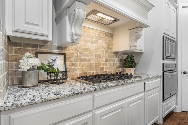 2716 Albany Drive, Mckinney, TX 75072