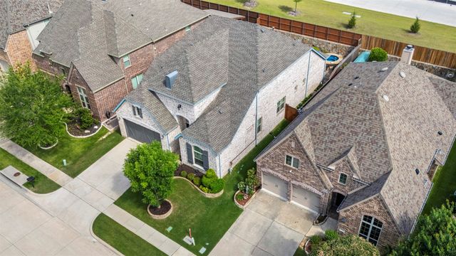 2716 Albany Drive, Mckinney, TX 75072