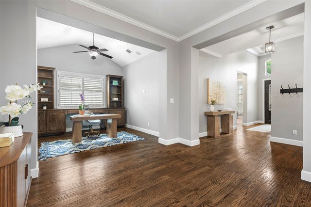 2716 Albany Drive, Mckinney, TX 75072