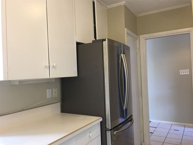 4500 Westridge Avenue 18, Fort Worth, TX 76116