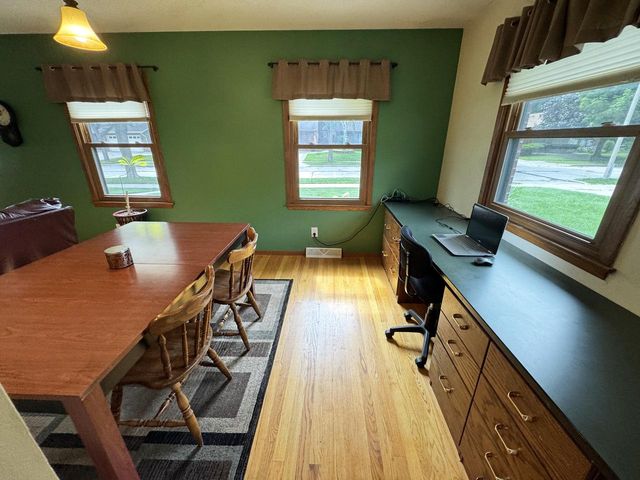 1804 W Clayton Crest AVENUE, Milwaukee, WI 53221
