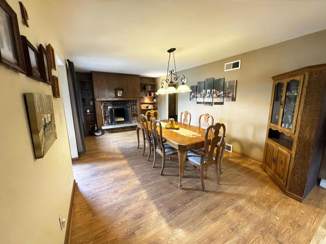 1804 W Clayton Crest AVENUE, Milwaukee, WI 53221