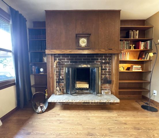 1804 W Clayton Crest AVENUE, Milwaukee, WI 53221