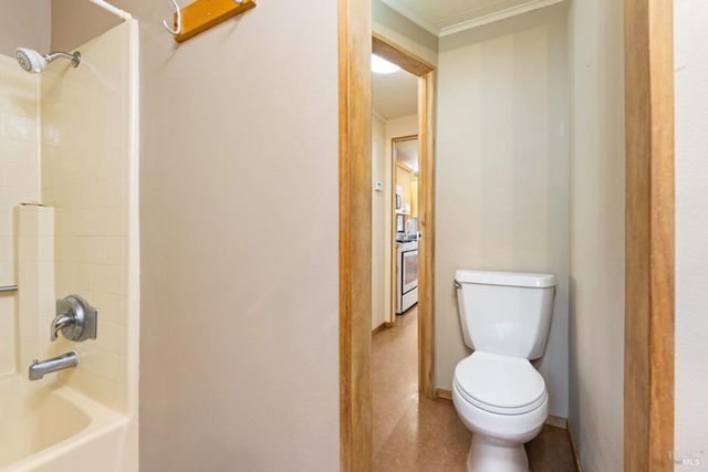 9170 Upper Lake Lucerne Rd, Upper Lake, CA 95485