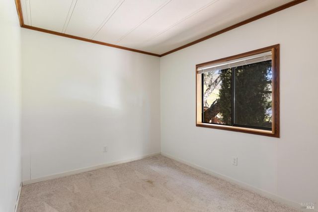 9170 Upper Lake Lucerne Rd, Upper Lake, CA 95485