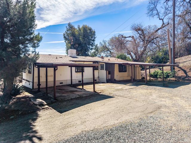 9170 Upper Lake Lucerne Rd, Upper Lake, CA 95485