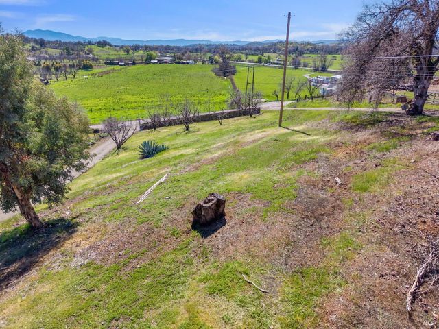 9170 Upper Lake Lucerne Rd, Upper Lake, CA 95485