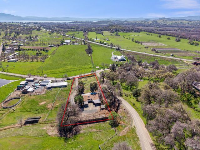 9170 Upper Lake Lucerne Rd, Upper Lake, CA 95485