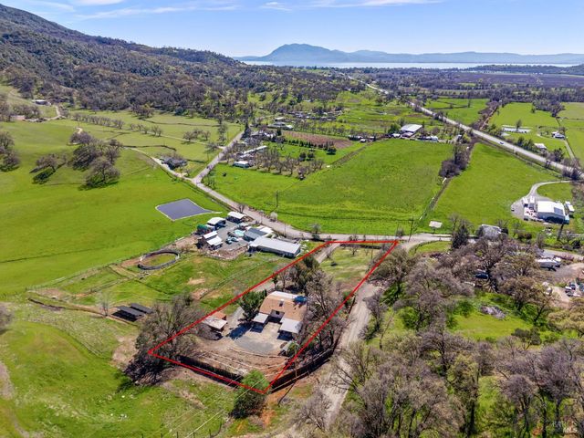 9170 Upper Lake Lucerne Rd, Upper Lake, CA 95485
