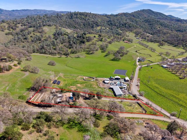 9170 Upper Lake Lucerne Rd, Upper Lake, CA 95485