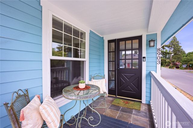 8903 3rd Avenue NW, Seattle, WA 98117