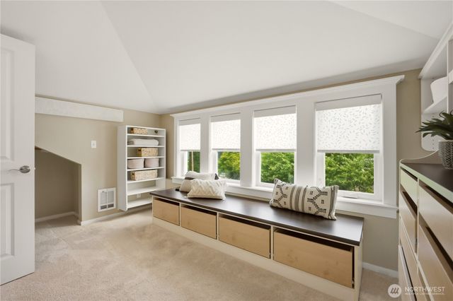 8903 3rd Avenue NW, Seattle, WA 98117