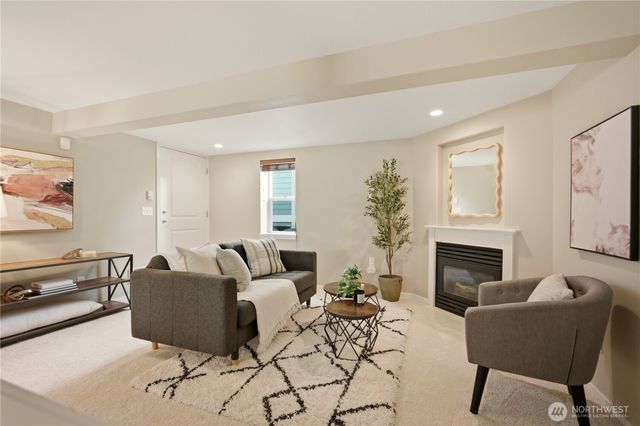 8903 3rd Avenue NW, Seattle, WA 98117