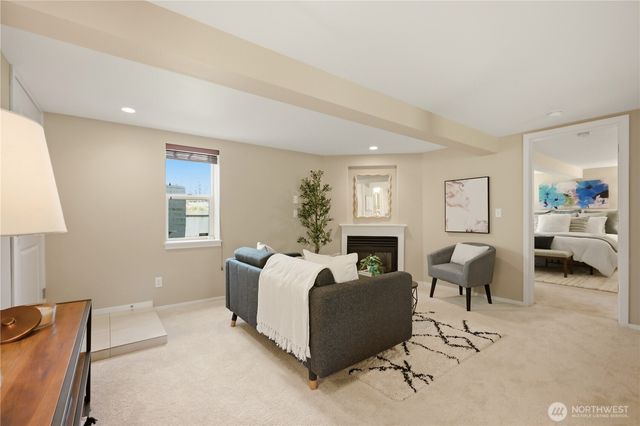 8903 3rd Avenue NW, Seattle, WA 98117