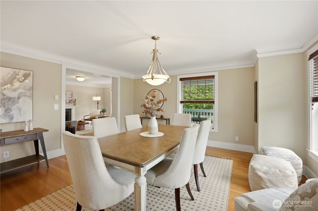 8903 3rd Avenue NW, Seattle, WA 98117
