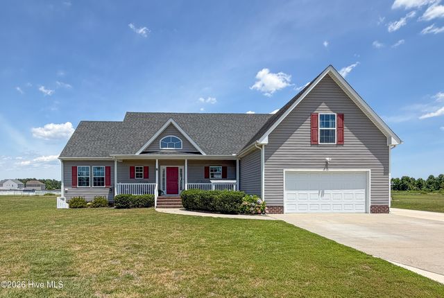 108 Holly Ridge Drive, Moyock, NC 27958