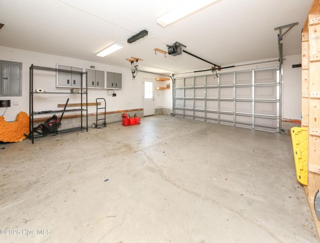 108 Holly Ridge Drive, Moyock, NC 27958