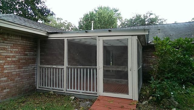 9122 Western Drive, Houston, TX 77080
