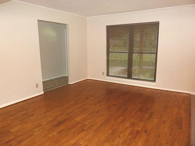 9122 Western Drive, Houston, TX 77080