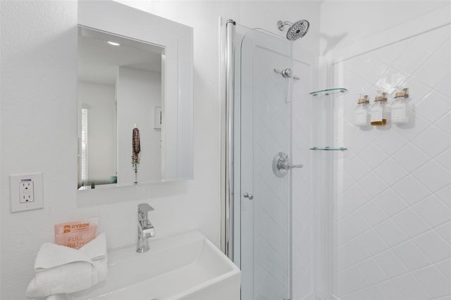 3511 Avenue Q, Galveston, TX 77550