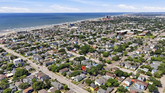 3511 Avenue Q, Galveston, TX 77550