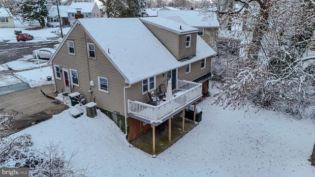 6 CYPRESS CIR, West Deptford, NJ 08096