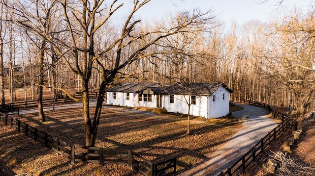 7305 Michael Lankford Rd, Fairview, TN 37062