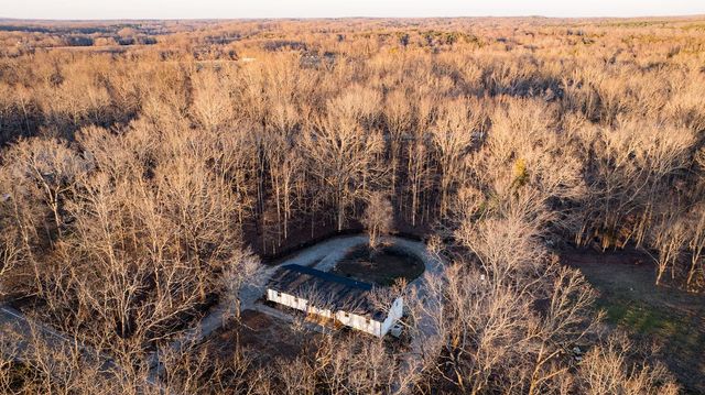 7305 Michael Lankford Rd, Fairview, TN 37062