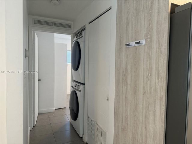 2206 Simms St 2206, Hollywood, FL 33020