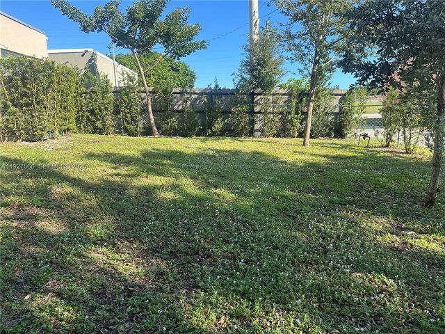 2206 Simms St 2206, Hollywood, FL 33020