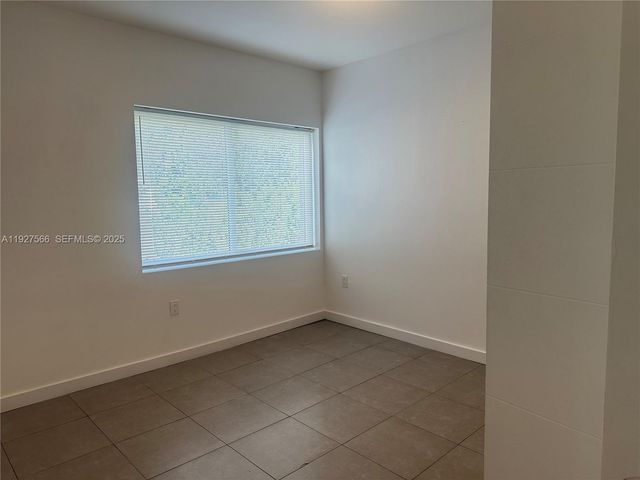 2206 Simms St 2206, Hollywood, FL 33020