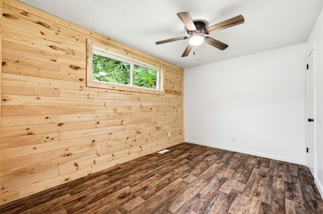 1137 Norway Avenue, Huntington, WV 25705