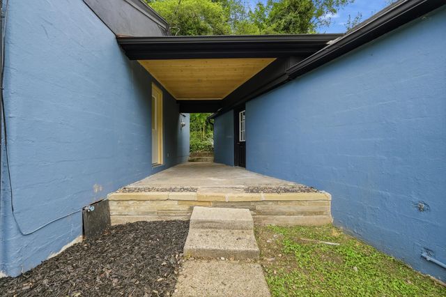 1137 Norway Avenue, Huntington, WV 25705